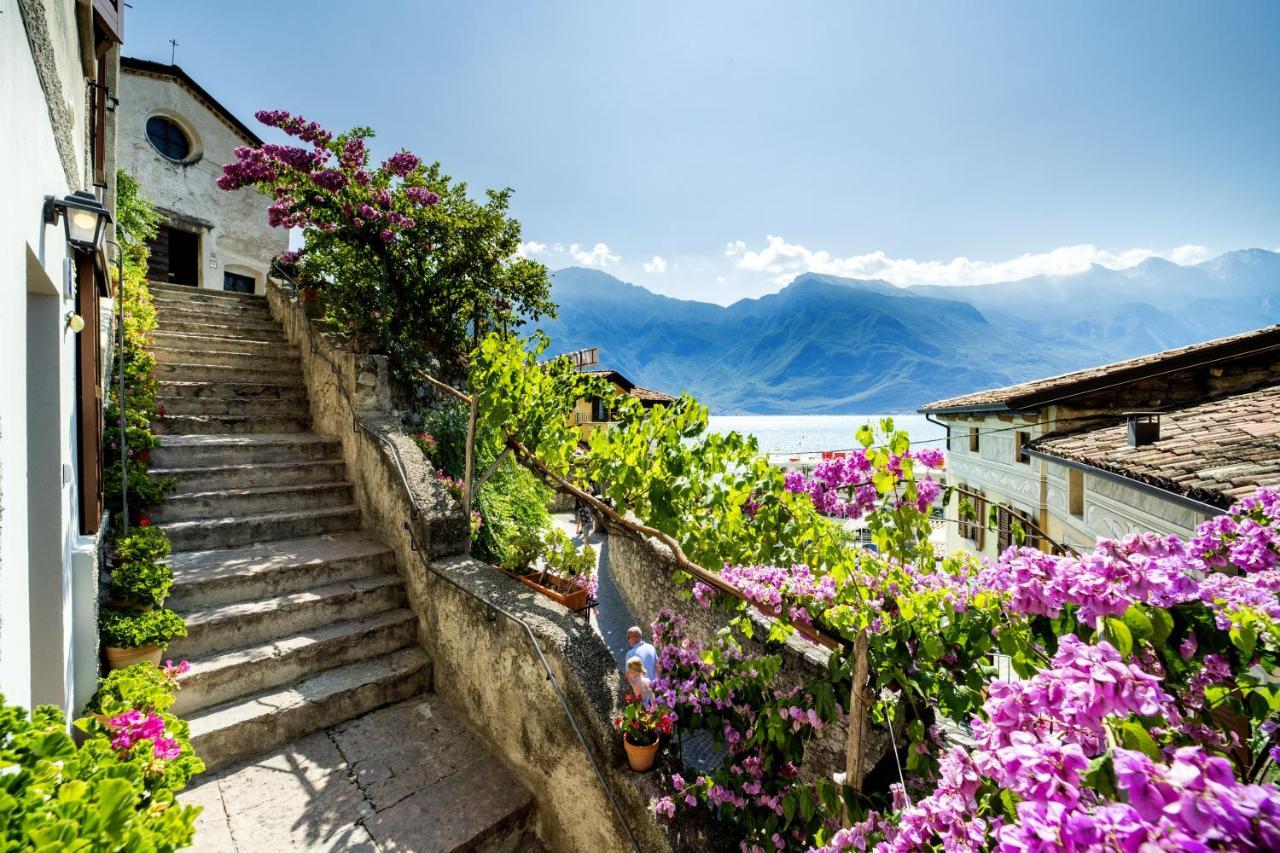 Appartamento Scalinata San Rocco Limone sul Garda Exteriör bild