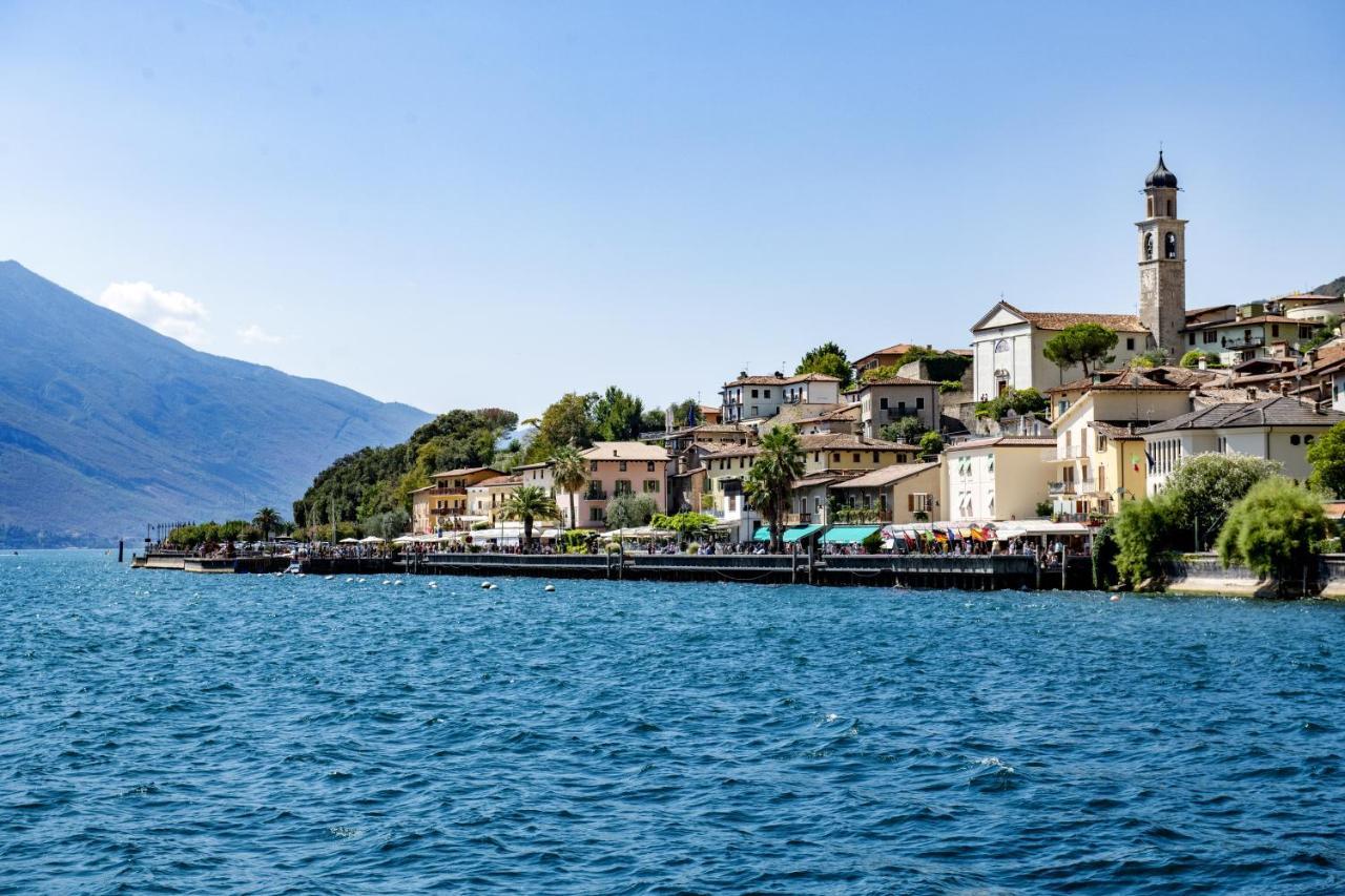 Appartamento Scalinata San Rocco Limone sul Garda Exteriör bild